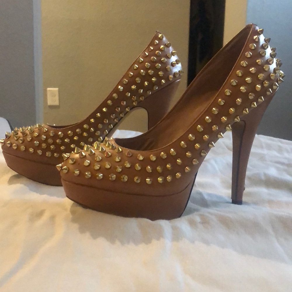 Tan studded Vince Camuto Heels